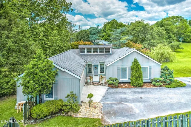 $579,900 | 121 Spencer Lane, Rockwood, TN 37854