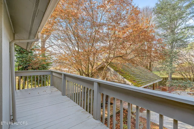 $579,900 | 121 Spencer Lane, Rockwood, TN 37854