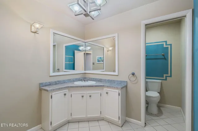 $579,900 | 121 Spencer Lane, Rockwood, TN 37854