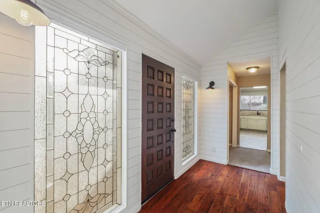 $579,900 | 121 Spencer Lane, Rockwood, TN 37854