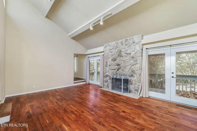 $579,900 | 121 Spencer Lane, Rockwood, TN 37854