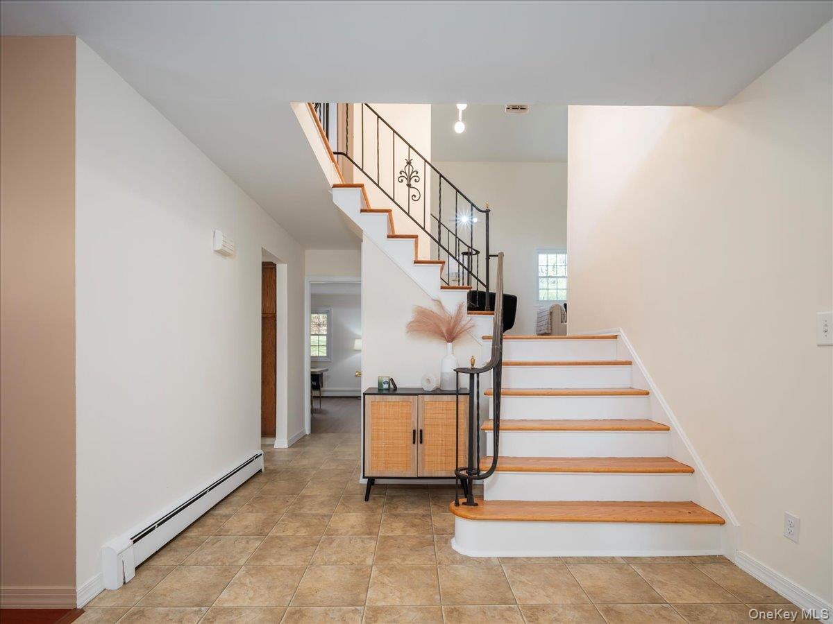 3 Spring Rock Place Spring Valley, NY 10977 - Photo 10 of 42