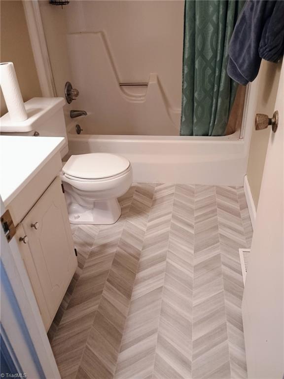 1660 Michael Road Lexington, NC 27295 - Photo 15 of 29 Brand new vinyl flooring!