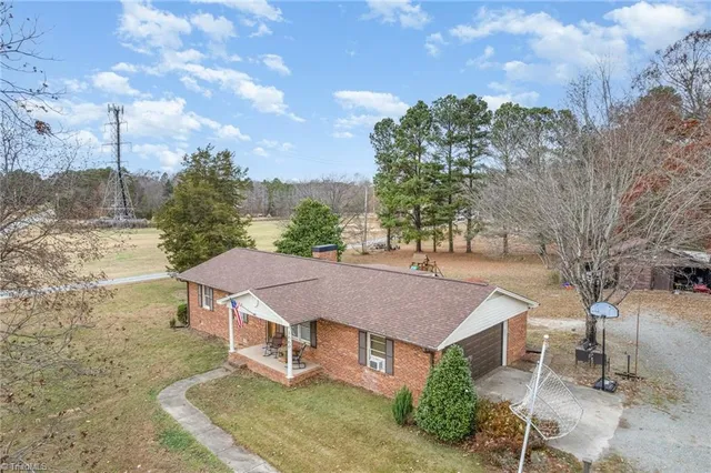 $235,000 | 1660 Michael Road, Lexington, NC 27295