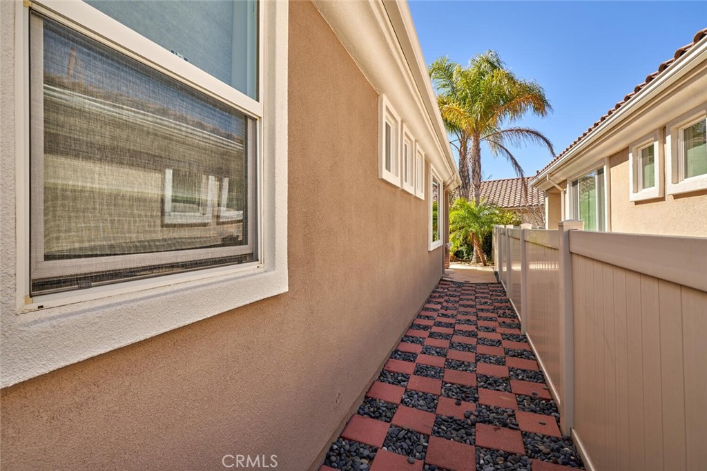 1143 Saguara Road Beaumont, CA 92223 - Photo 19 of 66