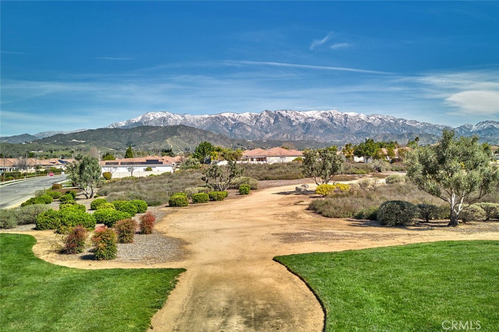 1143 Saguara Road Beaumont, CA 92223 - Photo 65 of 66 Walking Trail.