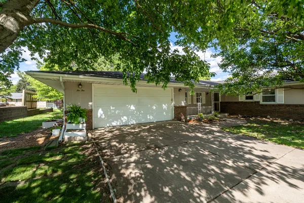 $245,000 | 210 Riss Drive, Normal, IL 61761
