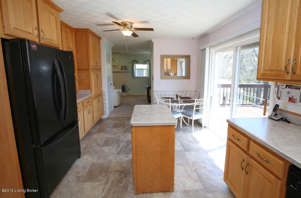 211 Topfield Road Louisville, KY 40229 - Photo 9 of 39 LREP4427