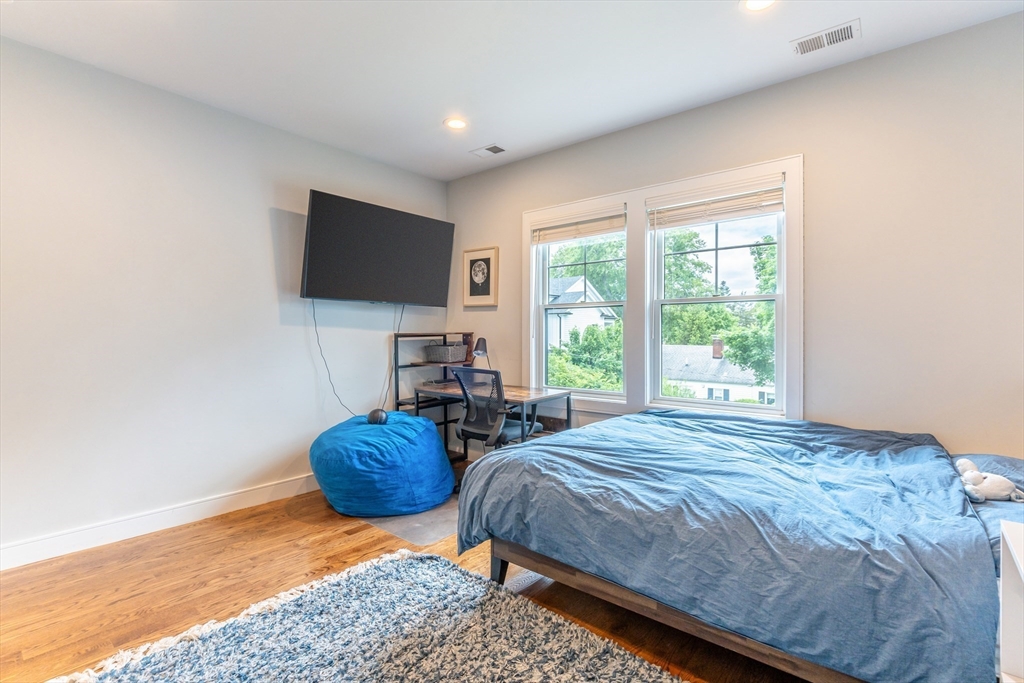 19 Shute Path Newton, MA 02459 - Photo 16 of 26