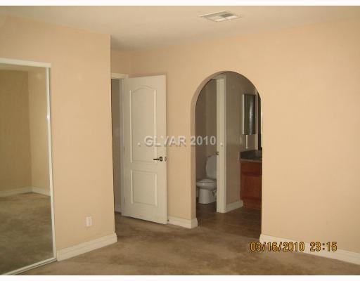 1848 North Decatur Boulevard, Unit 101 Las Vegas, NV 89108 - Photo 6 of 8 Master Bedroom.