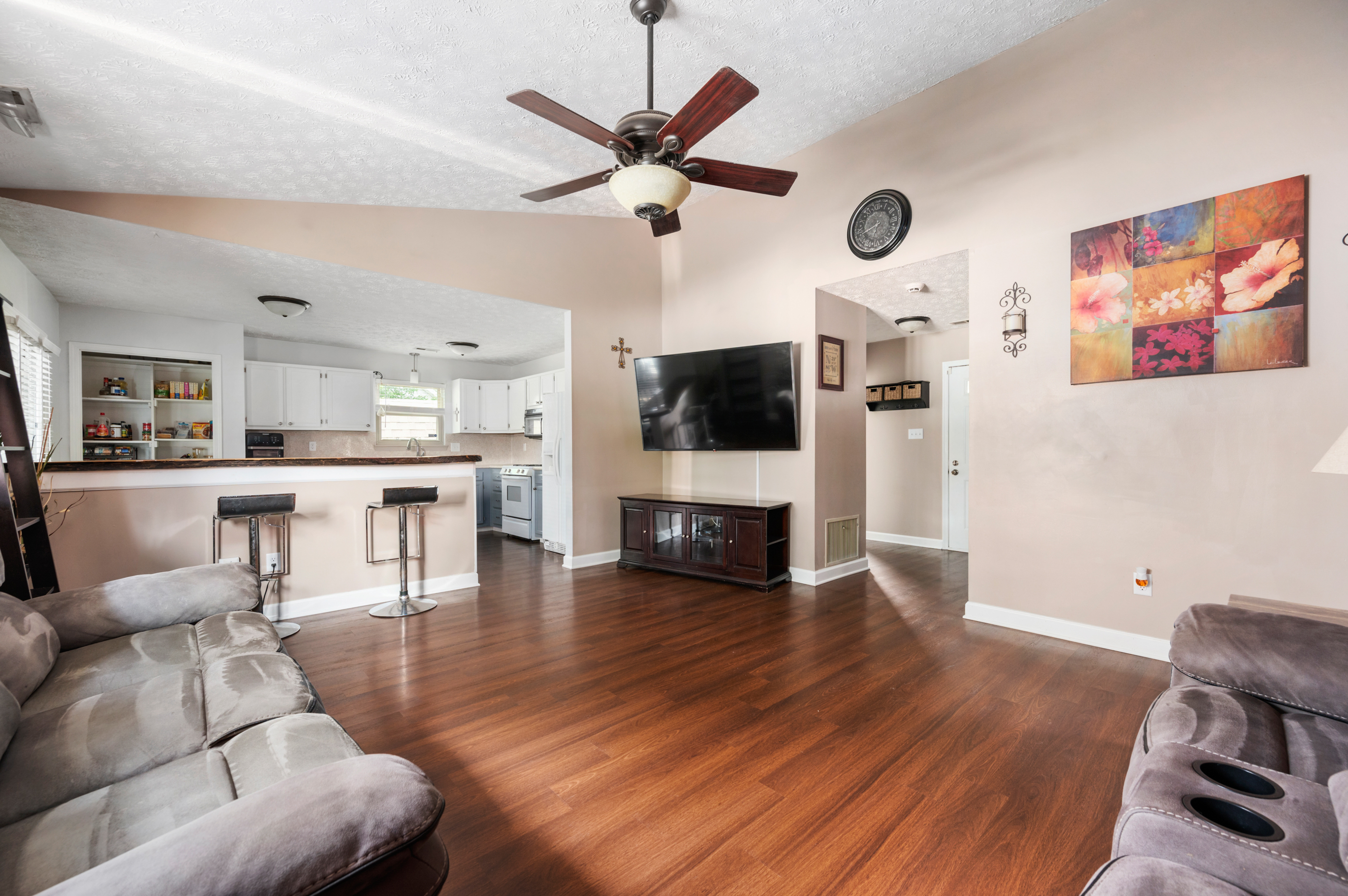 6256 Gunyon Way Indianapolis, IN 46237 - Photo 8 of 24