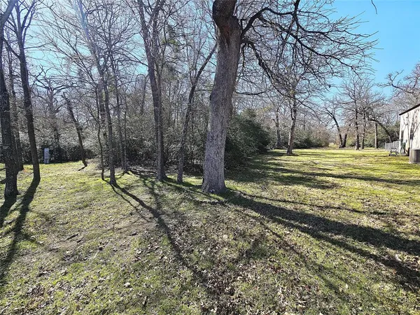 $425,000 | 414 Lcr 763, Groesbeck, TX 76642