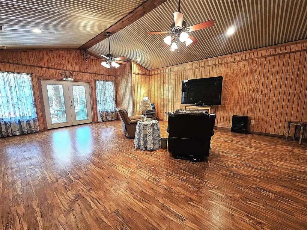 414 Lcr 763 Groesbeck, TX 76642 - Photo 5 of 28