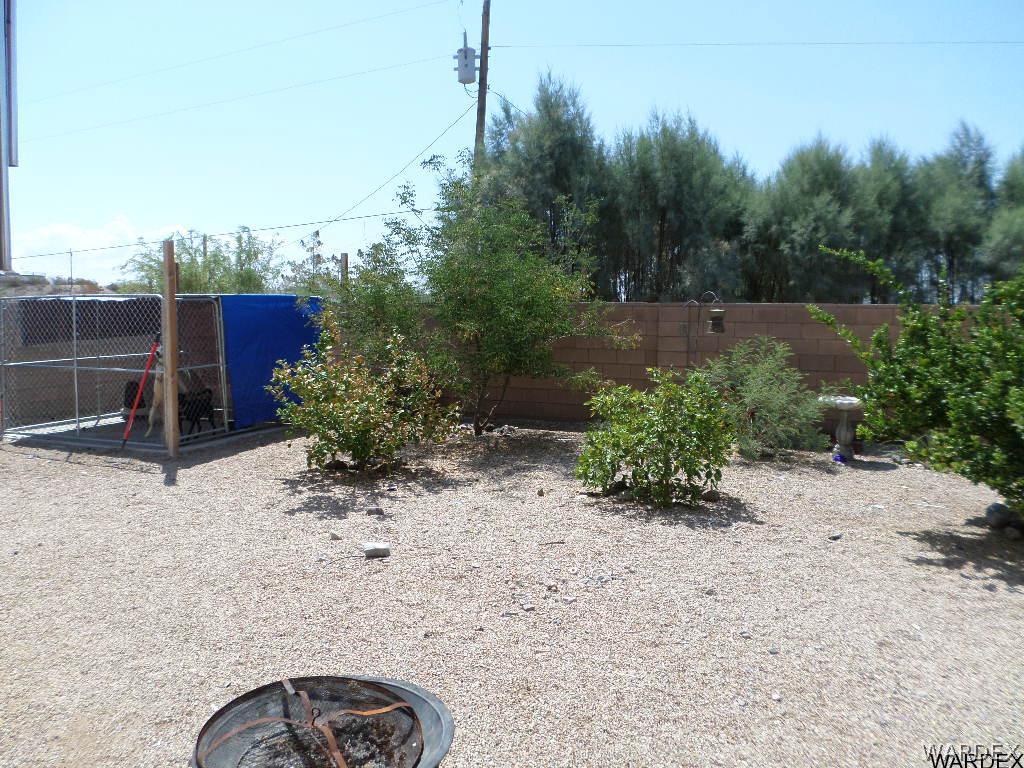 2074 Jamie Road Fort Mohave, AZ 86426 - Photo 32 of 35 Back Yard 4