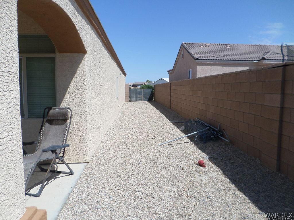 2074 Jamie Road Fort Mohave, AZ 86426 - Photo 34 of 35 Side Yard