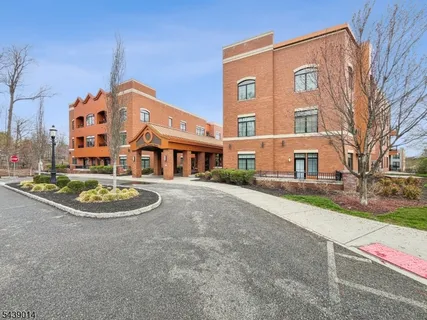 $5,700 | 33 Green Village Road, Madison, NJ 07940