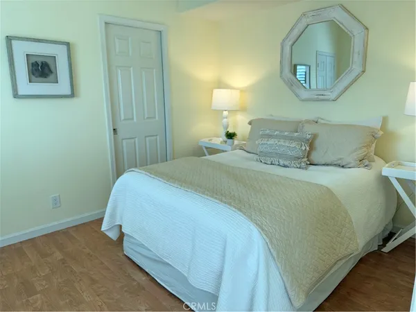 a view of a house with a yard and plants