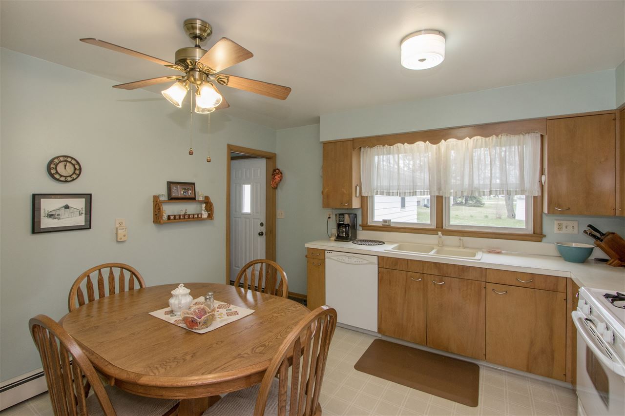 301 Sycamore Street Riverside, IA 52327 - Photo 11 of 18 Gallery Image 11