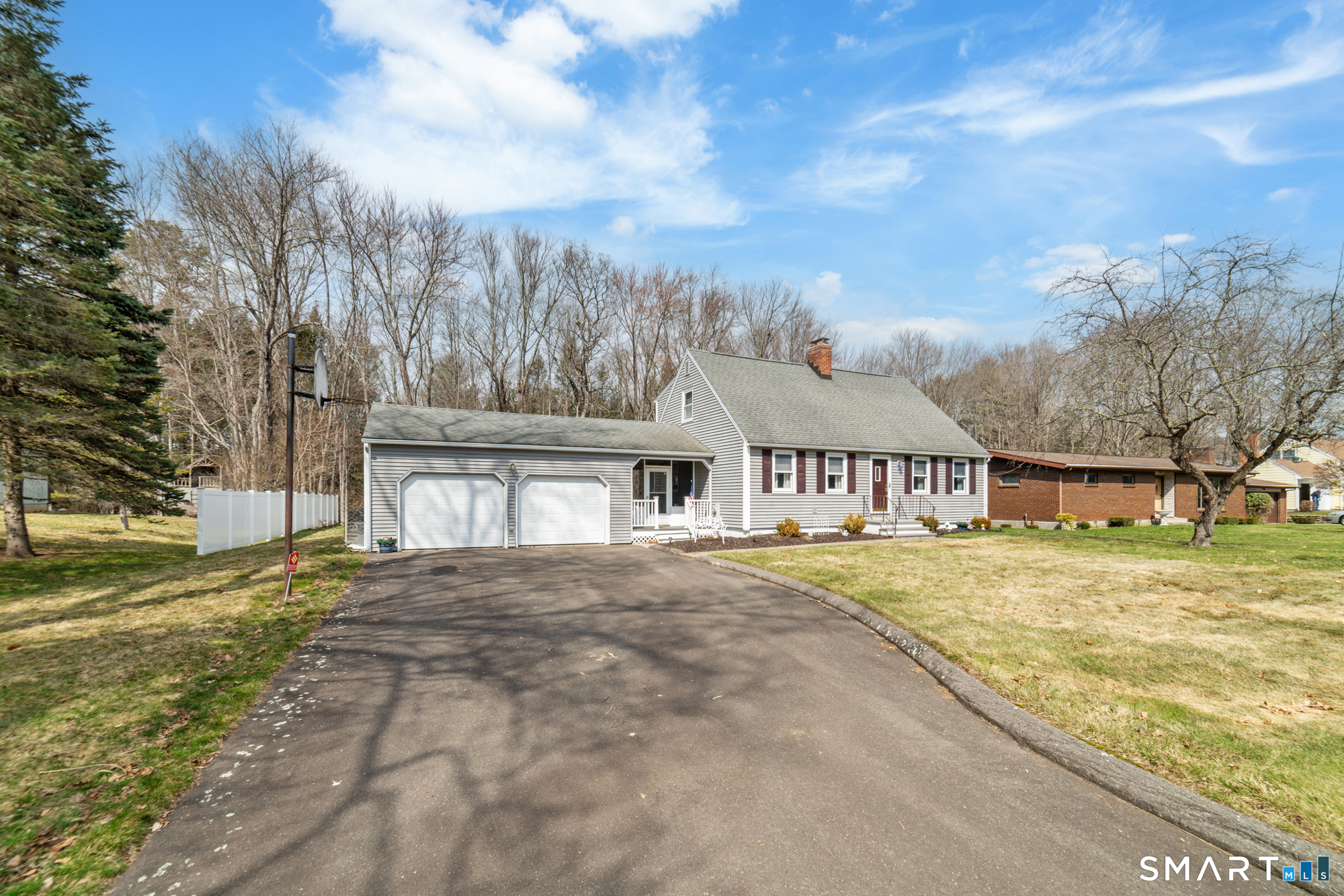 46 Buckboard Lane Bristol, CT 06010 - Photo 2 of 39 front view of a house with a yard