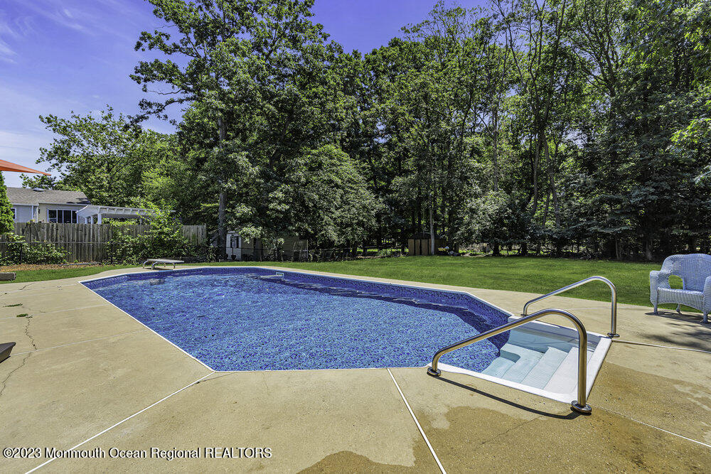 7 Nottingham Road Manalapan, NJ 07726 - Photo 22 of 41 041_dsc09685-1