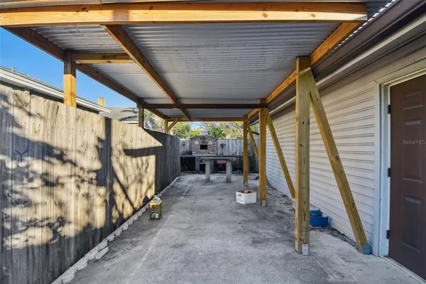 $2,950 | 2310 30th Avenue North, St. Petersburg, FL 33713