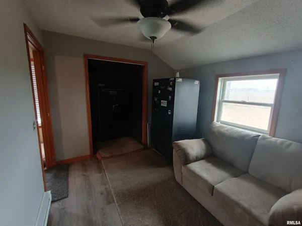 $293,400 | 8919 Cunniff Road, Rock Falls, IL 61071