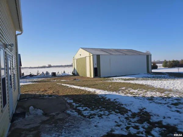 $293,400 | 8919 Cunniff Road, Rock Falls, IL 61071