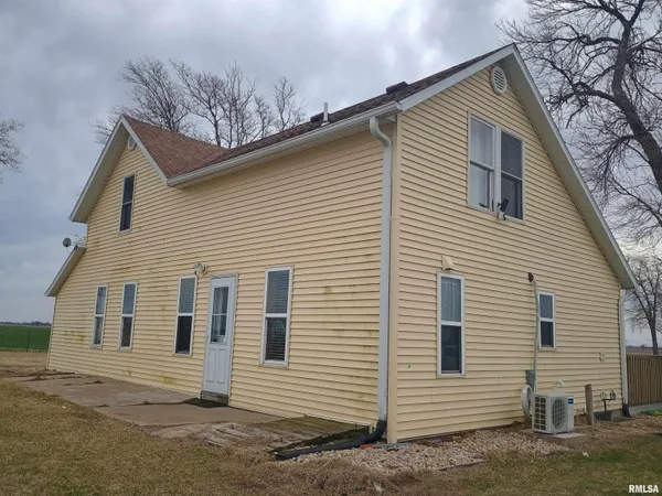 $293,400 | 8919 Cunniff Road, Rock Falls, IL 61071