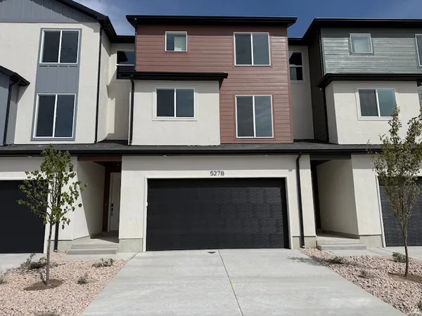 $374,900 | 5278 North Greenfield Way, Unit 327, Eagle Mountain, UT 84005