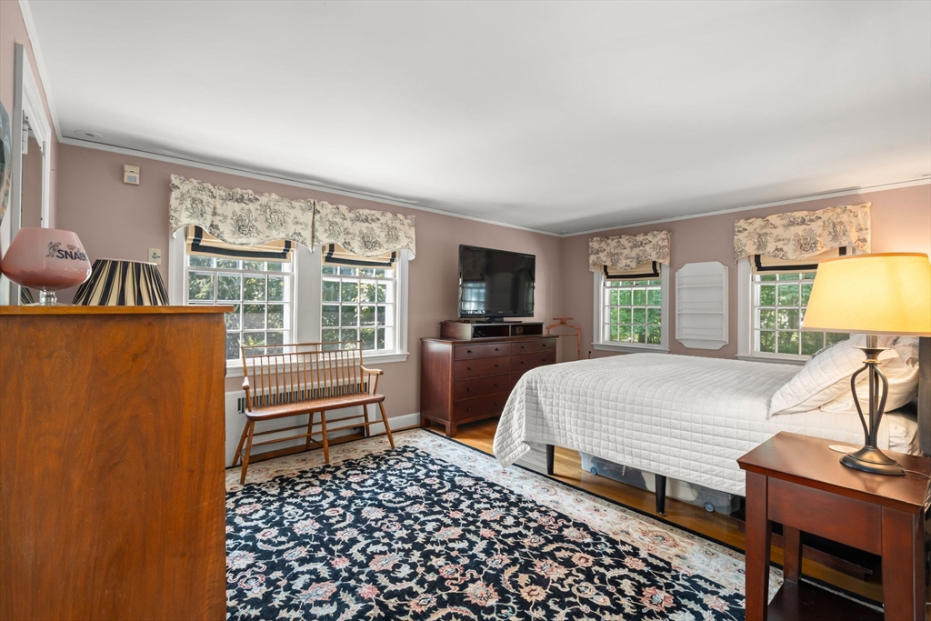 31 Old Farm Road Dedham, MA 02026 - Photo 22 of 39