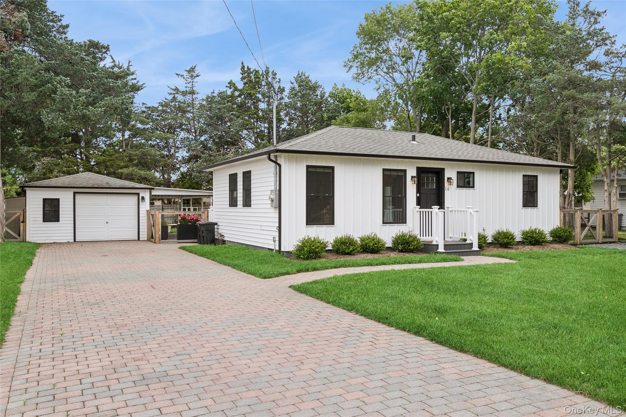 16 Winnie Road Center Moriches, NY 11934 - Photo 2 of 16