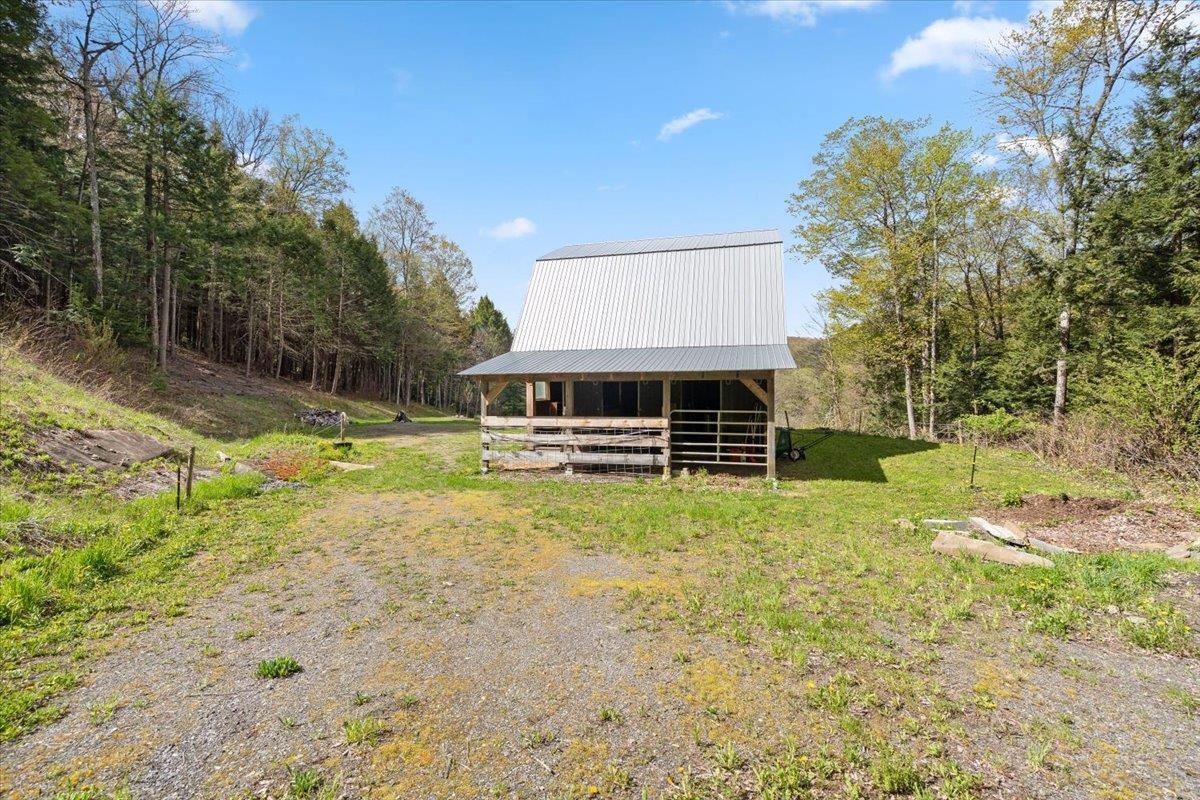 278 Spring Road Tunbridge, VT 05077 - Photo 35 of 52