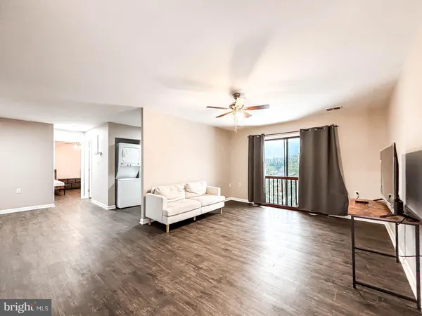 $133,000 | 3924 Rolling Rd., Unit B11, Pikesville, MD 21208