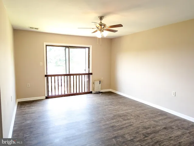 $142,000 | 3924 Rolling Rd., Unit B11, Pikesville, MD 21208