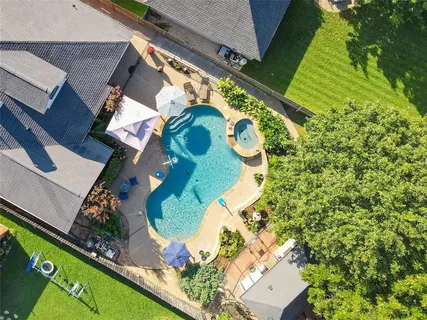 $495,000 | 6416 Windwood Court, Fort Worth, TX 76132
