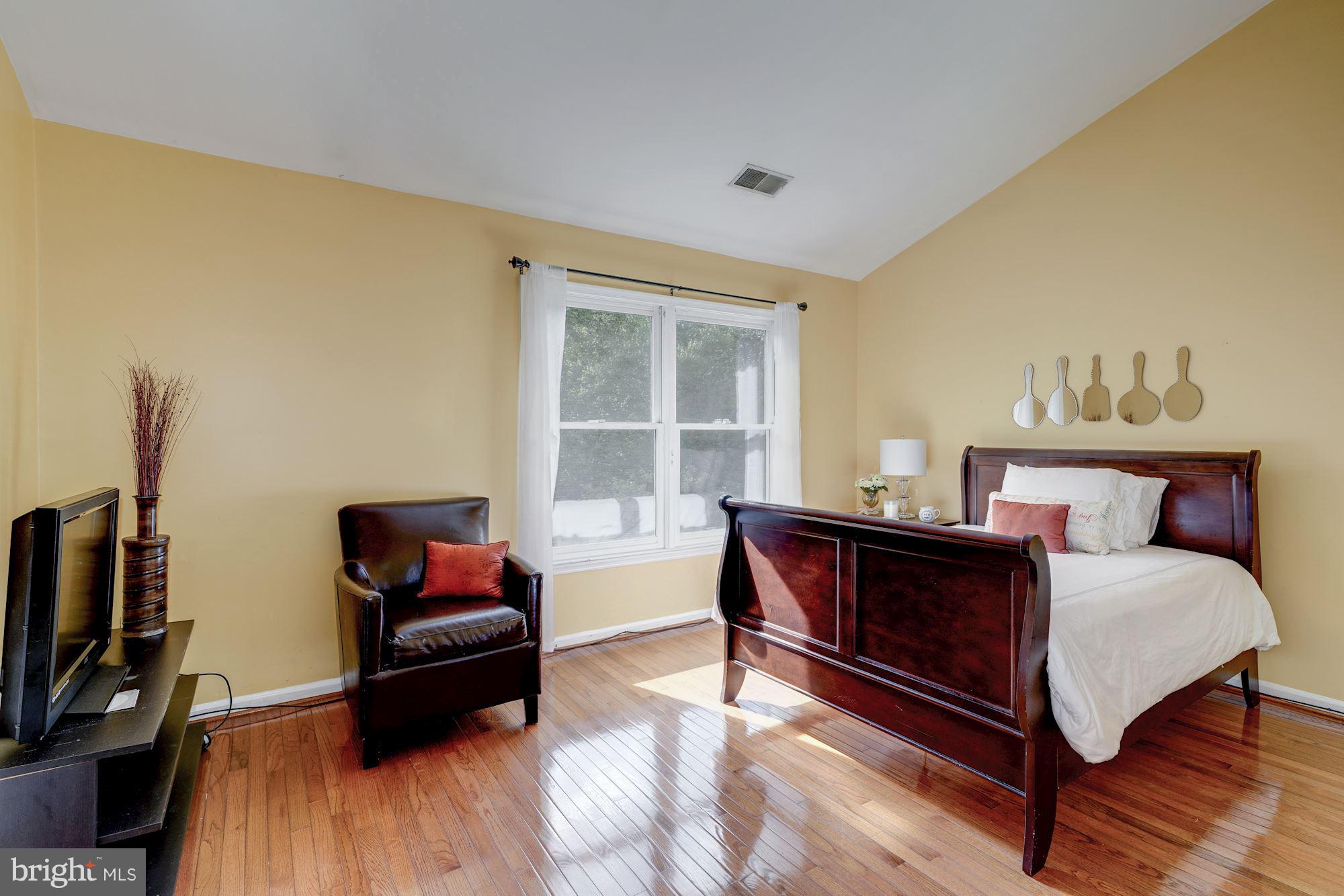 8708 Wadebrook Terrace Springfield, VA 22153 - Photo 15 of 30 Bedroom (Master)