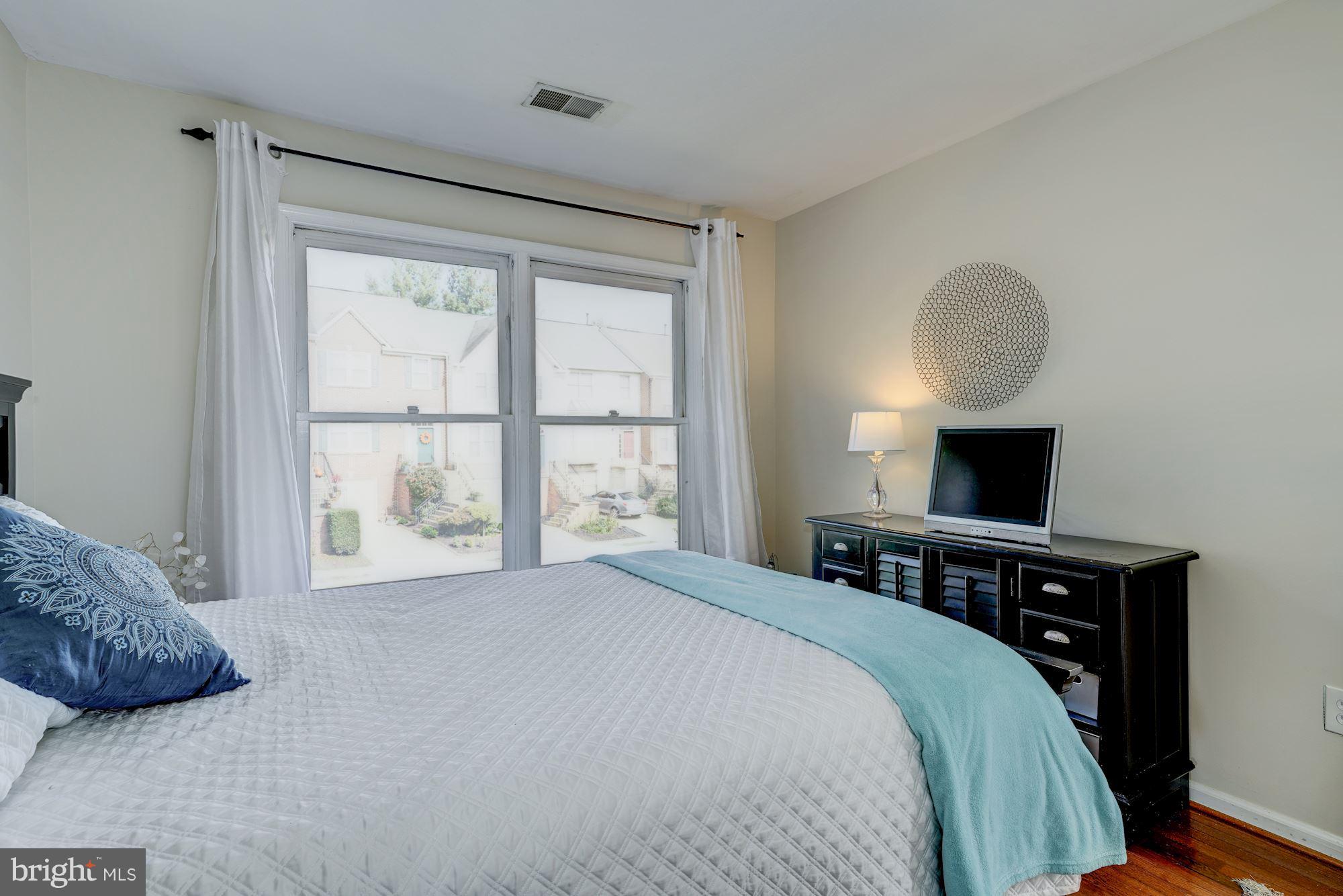 8708 Wadebrook Terrace Springfield, VA 22153 - Photo 20 of 30 Second Bedroom
