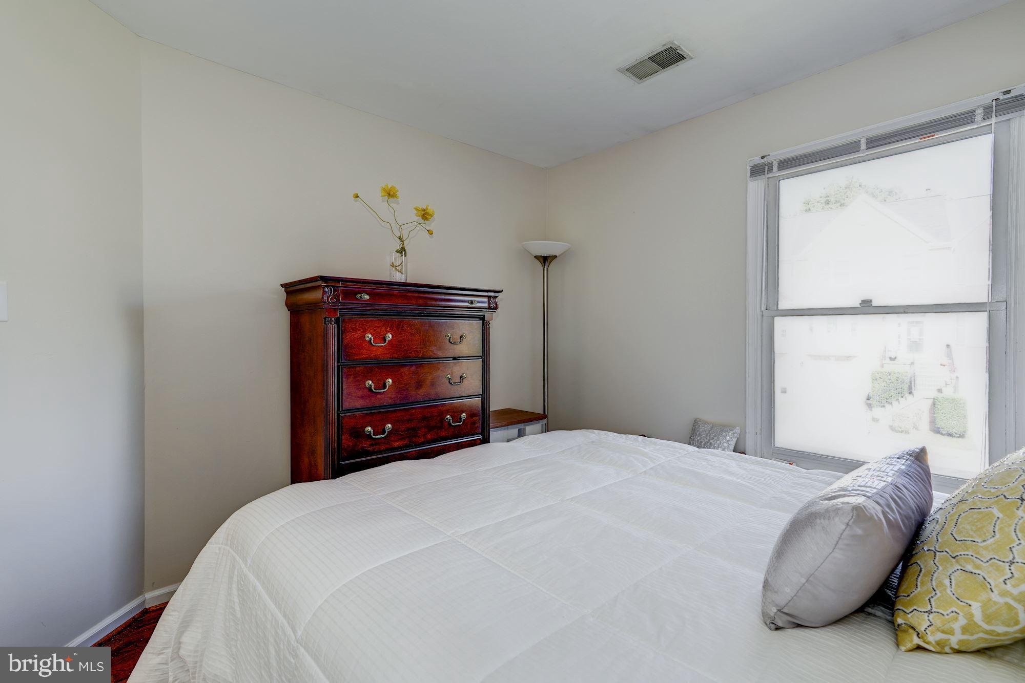 8708 Wadebrook Terrace Springfield, VA 22153 - Photo 22 of 30 Third Bedroom