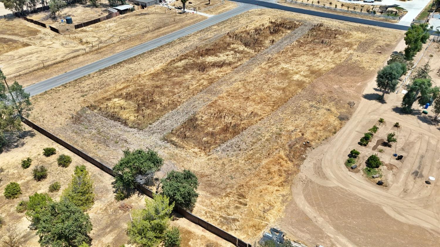 9999 Oakhill Road Madera, CA 93638 - Photo 9 of 10 Gallery Image 9