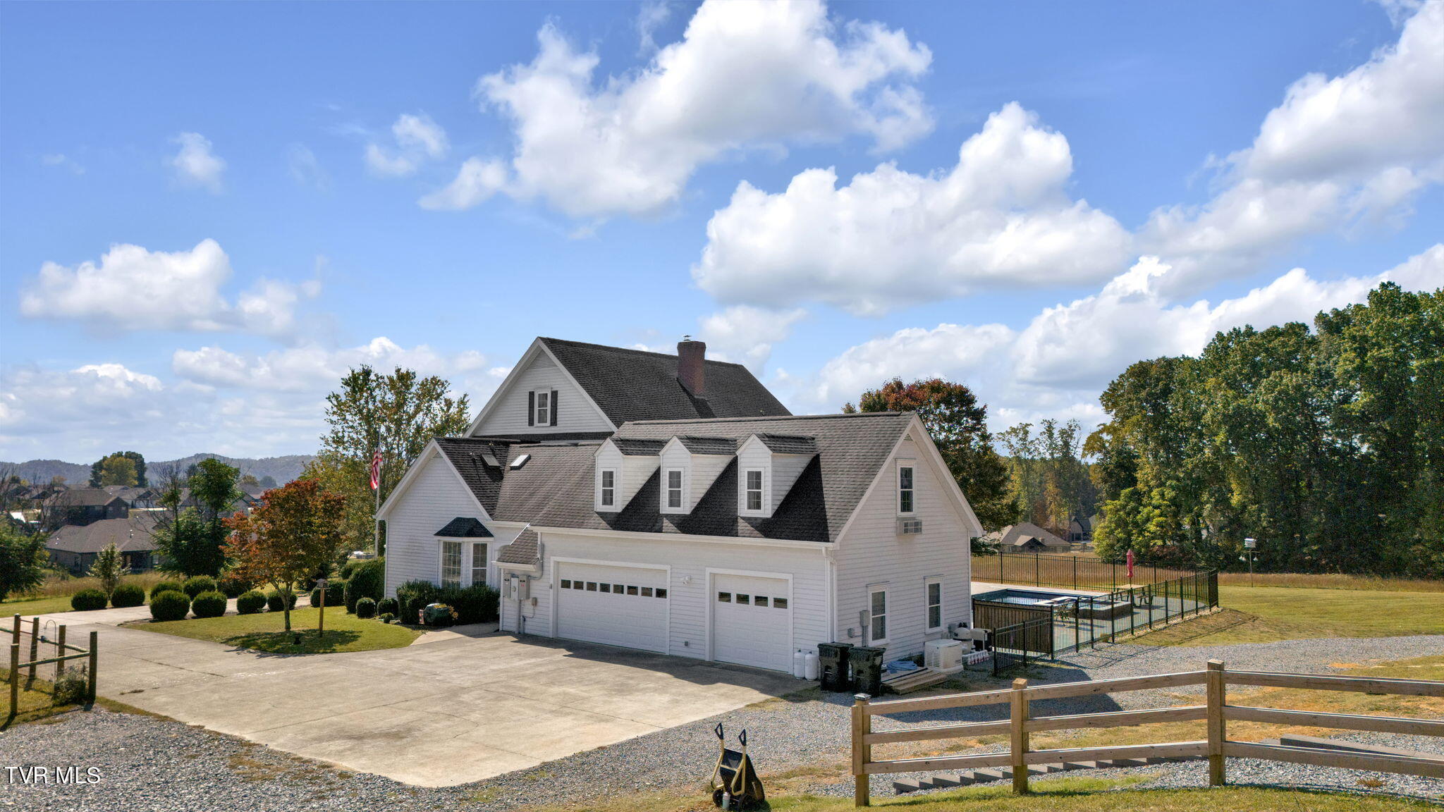 345 Allison Road Piney Flats, TN 37686 - Photo 13 of 87 23-web-or-mls-DJI_20231012120744_0210_D