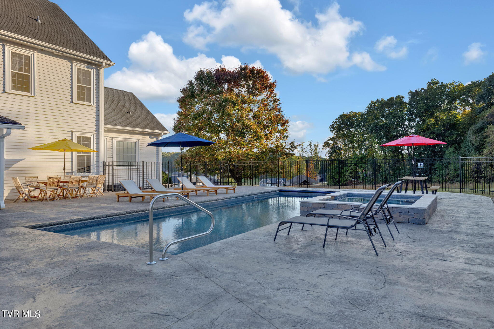 345 Allison Road Piney Flats, TN 37686 - Photo 18 of 87 72-web-or-mls-217A3472