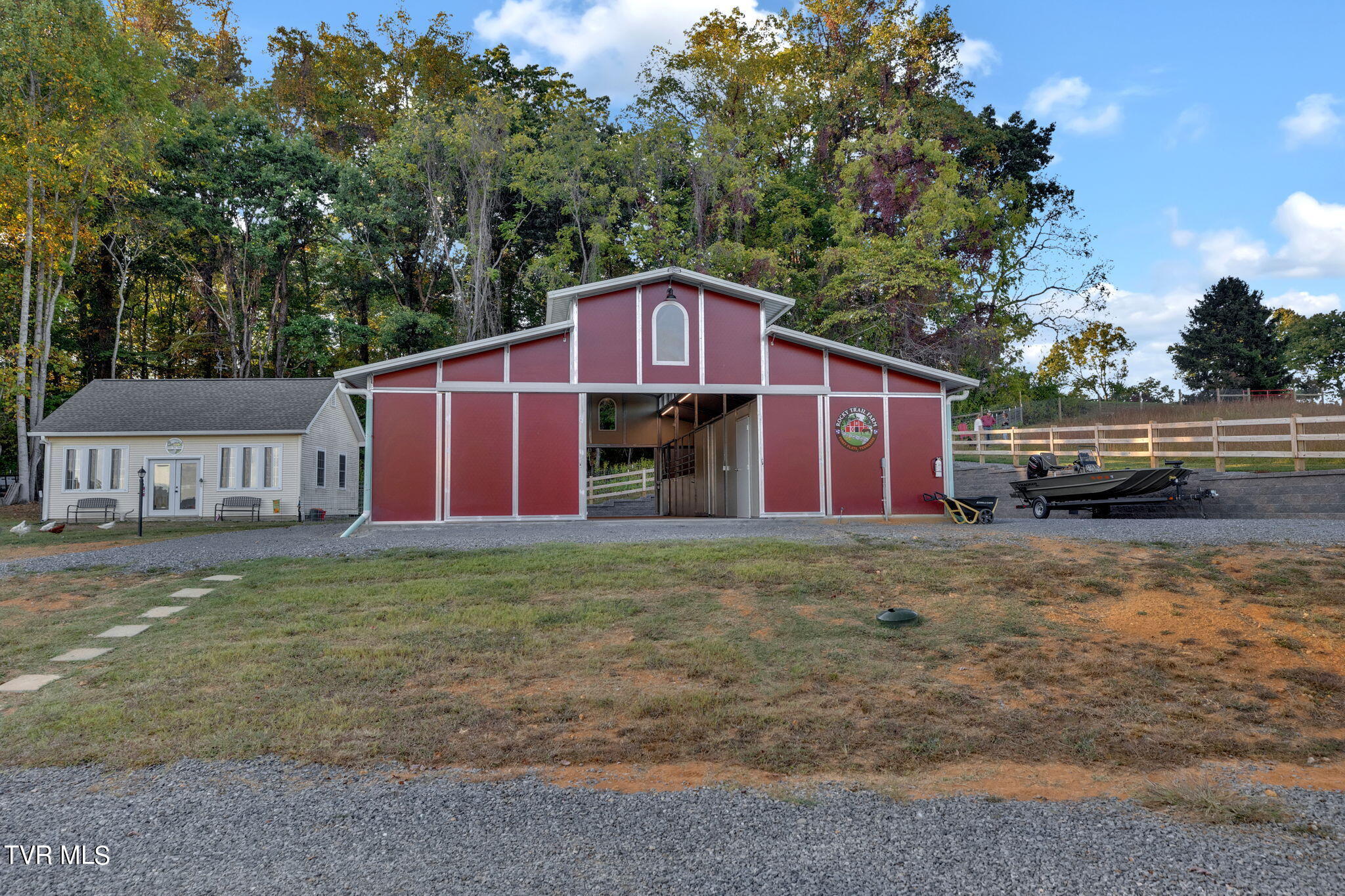 345 Allison Road Piney Flats, TN 37686 - Photo 21 of 87 78-web-or-mls-217A3507