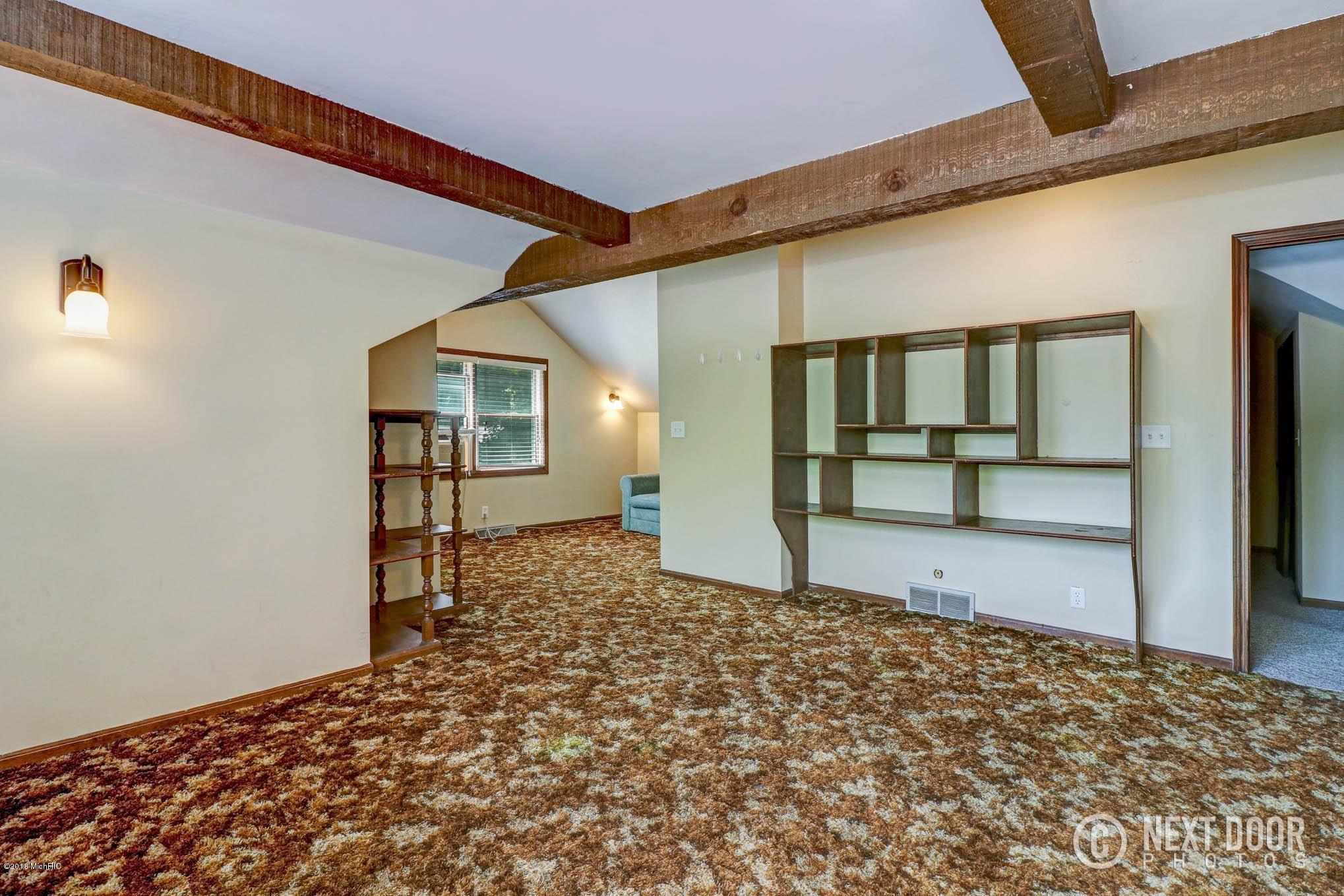 624 Lugers Road Holland, MI 49423 - Photo 12 of 24 IMG_1054_5_6_7