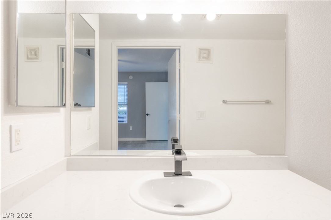 555 East Silverado Ranch Boulevard, Unit 1007 Las Vegas, NV 89183 - Photo 20 of 31
