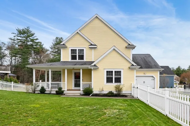 $720,000 | 42 Christmas Tree Lane, Kingston, MA 02364