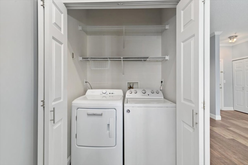 21 Hampshire Road, Unit 313 Methuen, MA 01844 - Photo 14 of 35 a utility room with dryer and washer