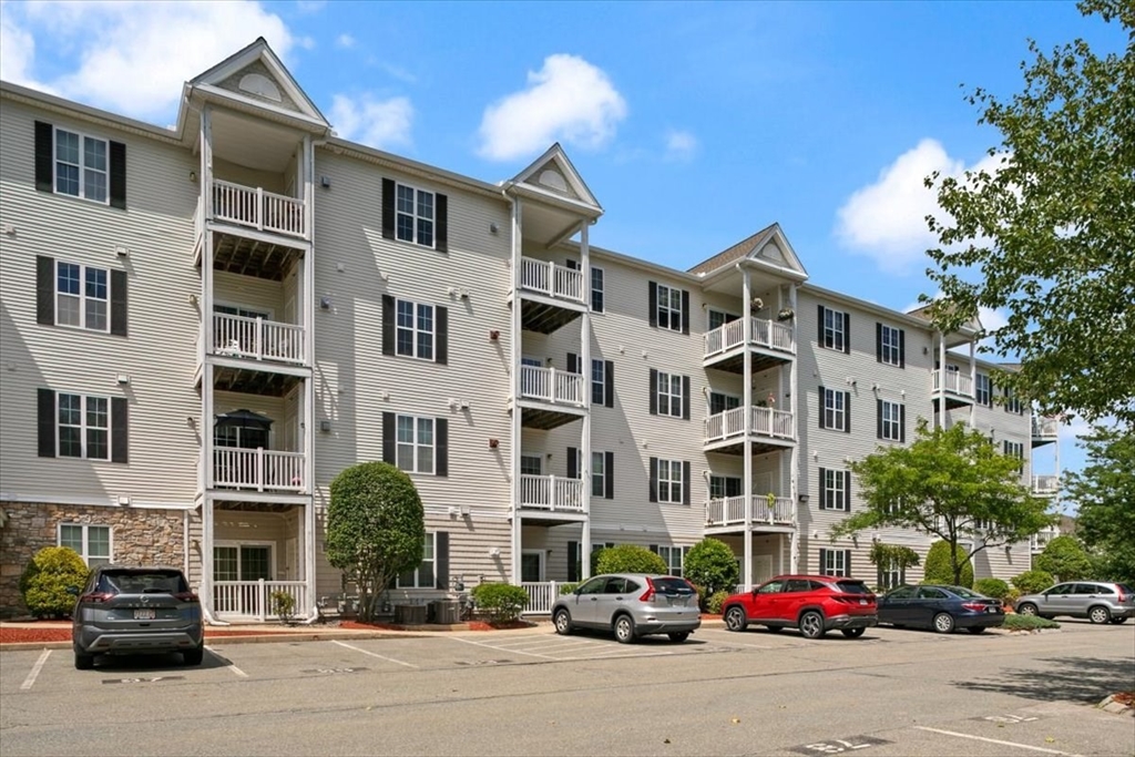 21 Hampshire Road, Unit 313 Methuen, MA 01844 - Photo 20 of 35