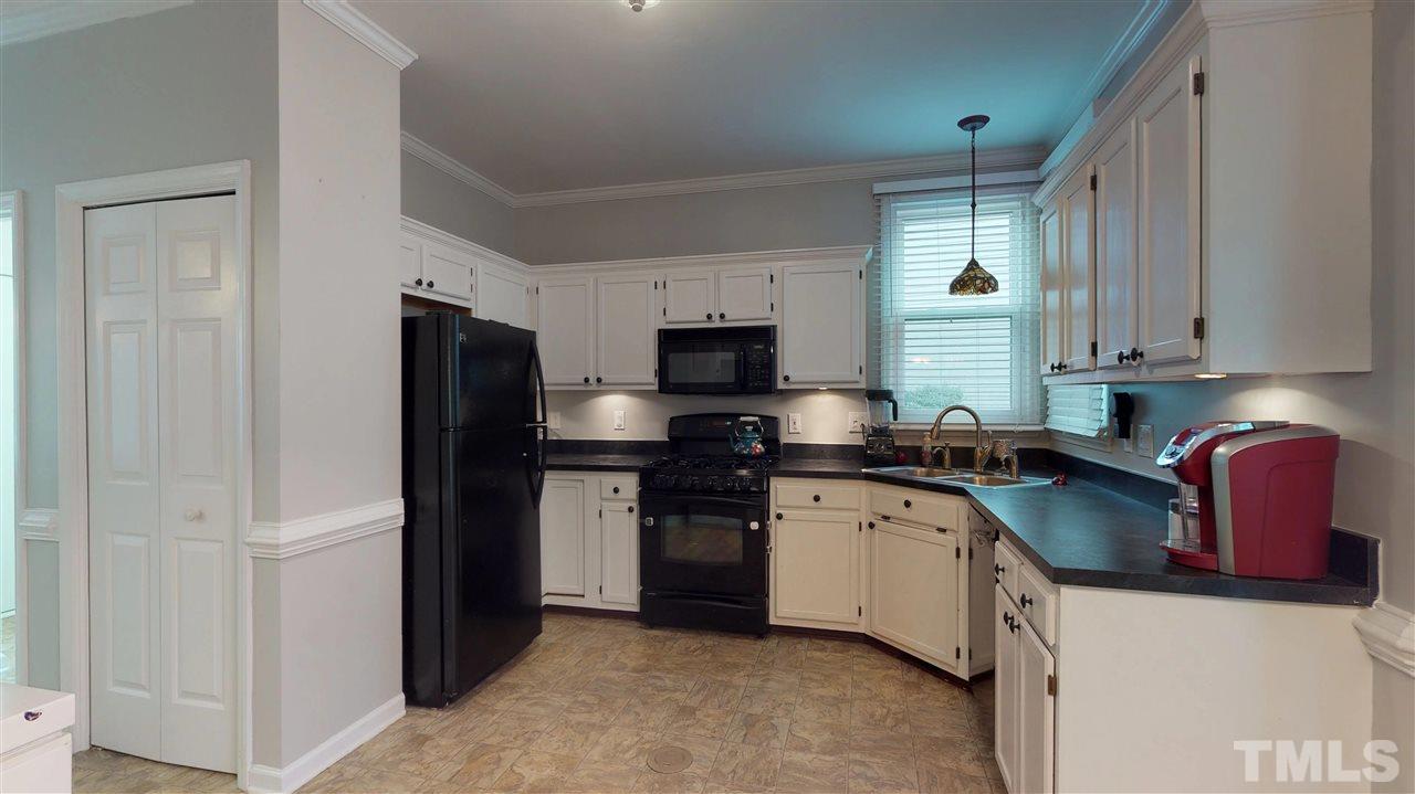 8700 Walkelin Court Raleigh, NC 27615 - Photo 7 of 30 Gallery Image 7