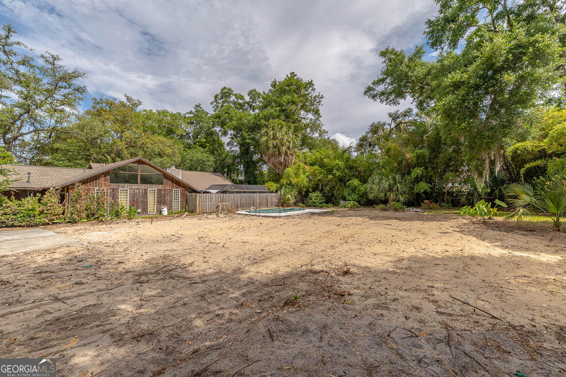 913 Mallery Street St. Simons, GA 31522 - Photo 5 of 13