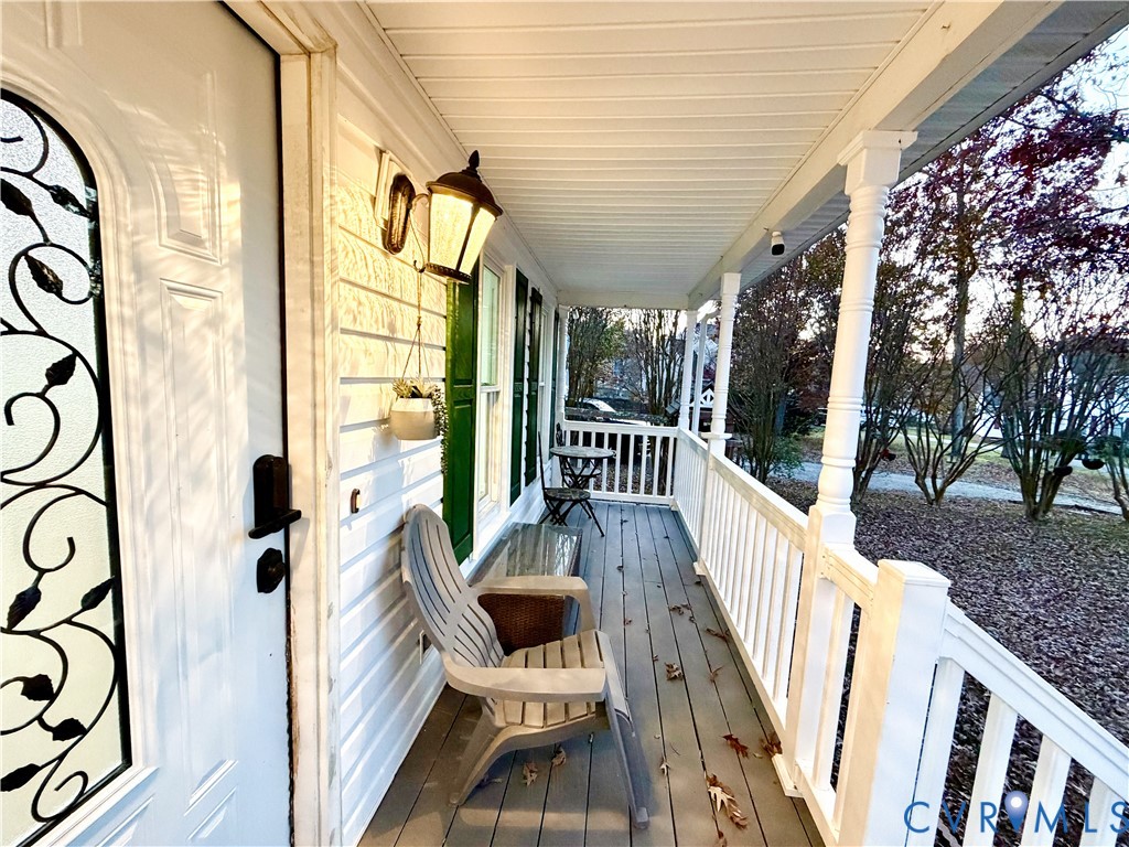 13727 Nashua Terrace Midlothian, VA 23112 - Photo 4 of 33 a view of balcony with furniture